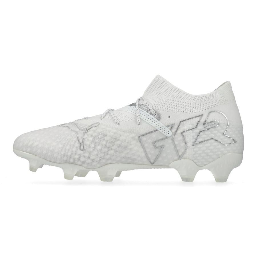 P Future 7 Ultimate FG elite japan exclusive