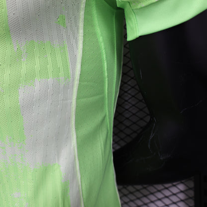 Barcelona 24-25 third kit