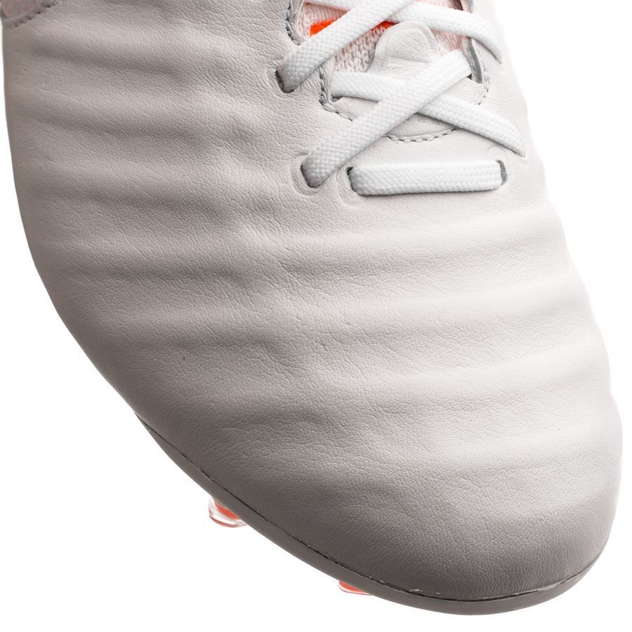 Tiempo Legend 7 FG Euphoria