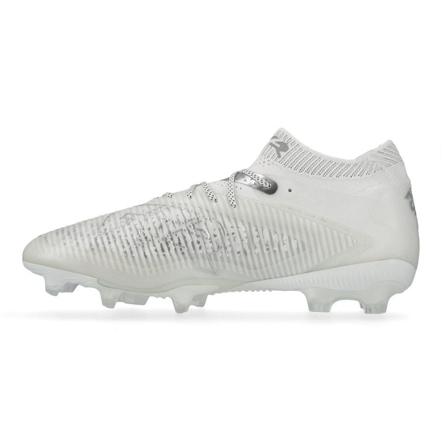 P Future 8 Ultimate FG elite white pack