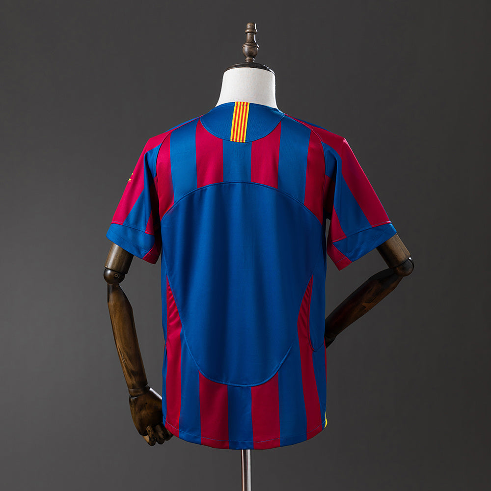 Barcelona 05-06 home kit
