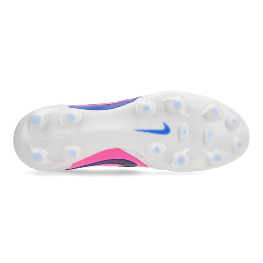 Tiempo Ligera Elite FG attack pack