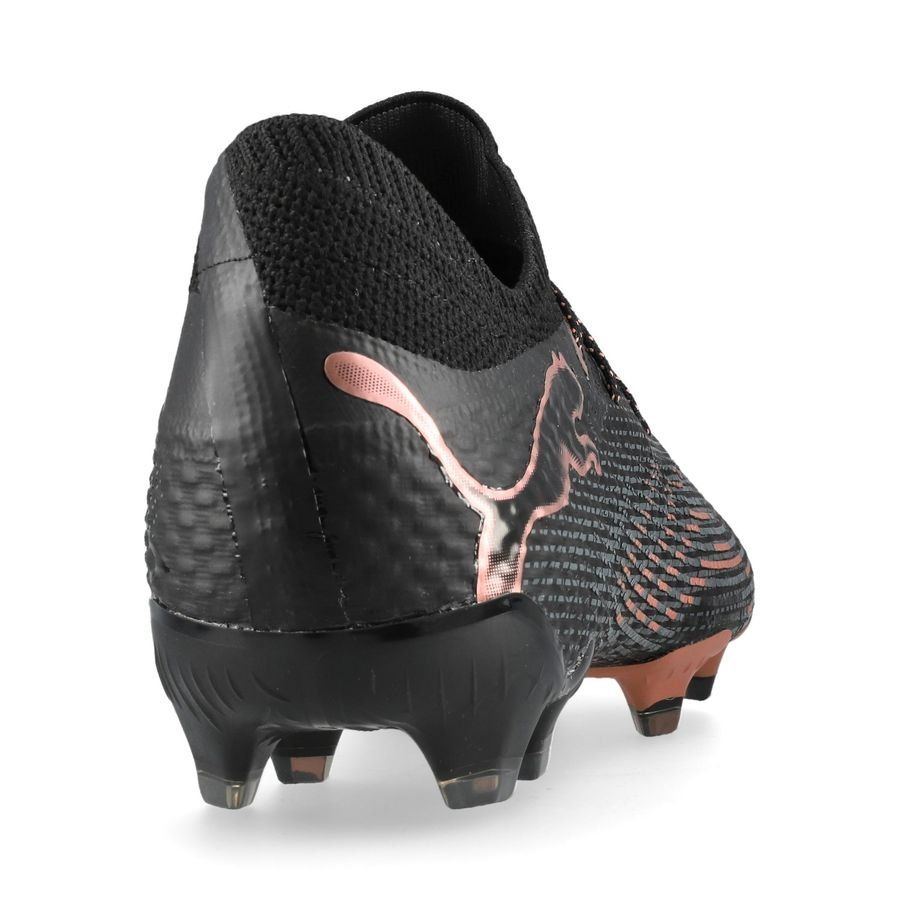 P Future 7 Ultimate FG elite eclipse