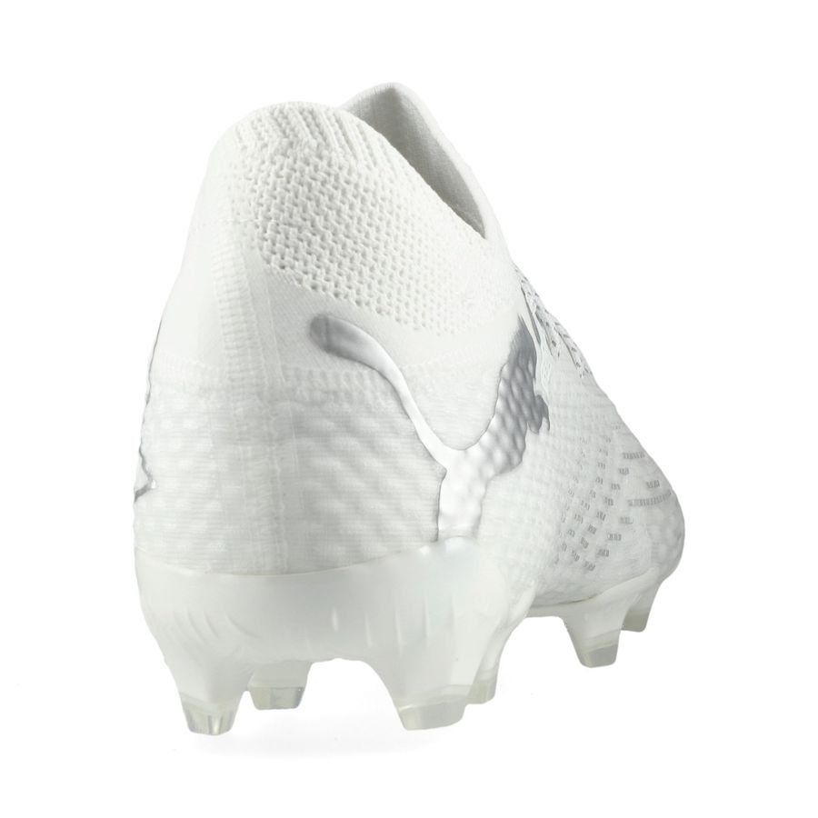 P Future 7 Ultimate FG elite japan exclusive