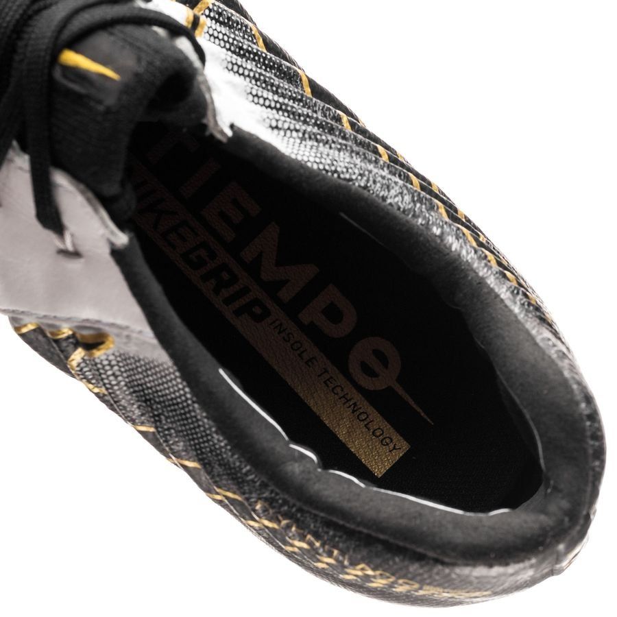 Tiempo Legend 7 FG Black & White