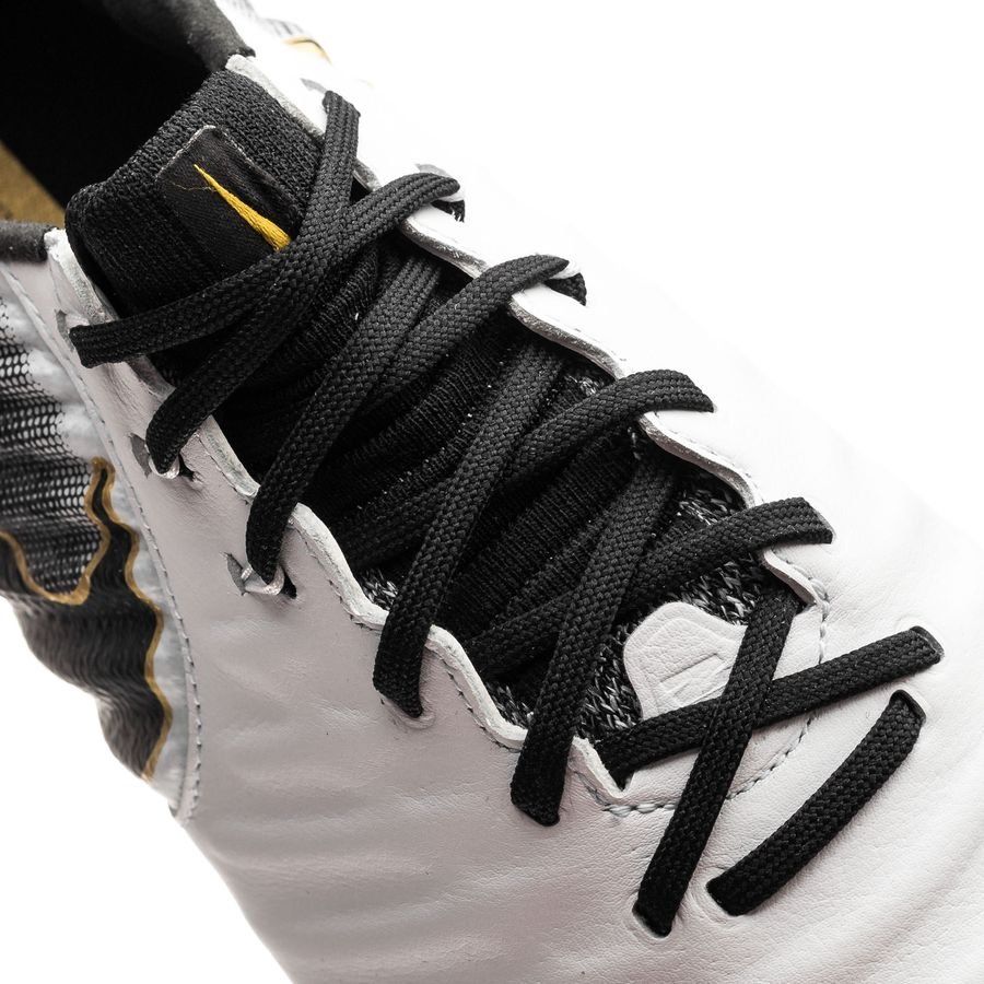 Tiempo Legend 7 FG Black & White