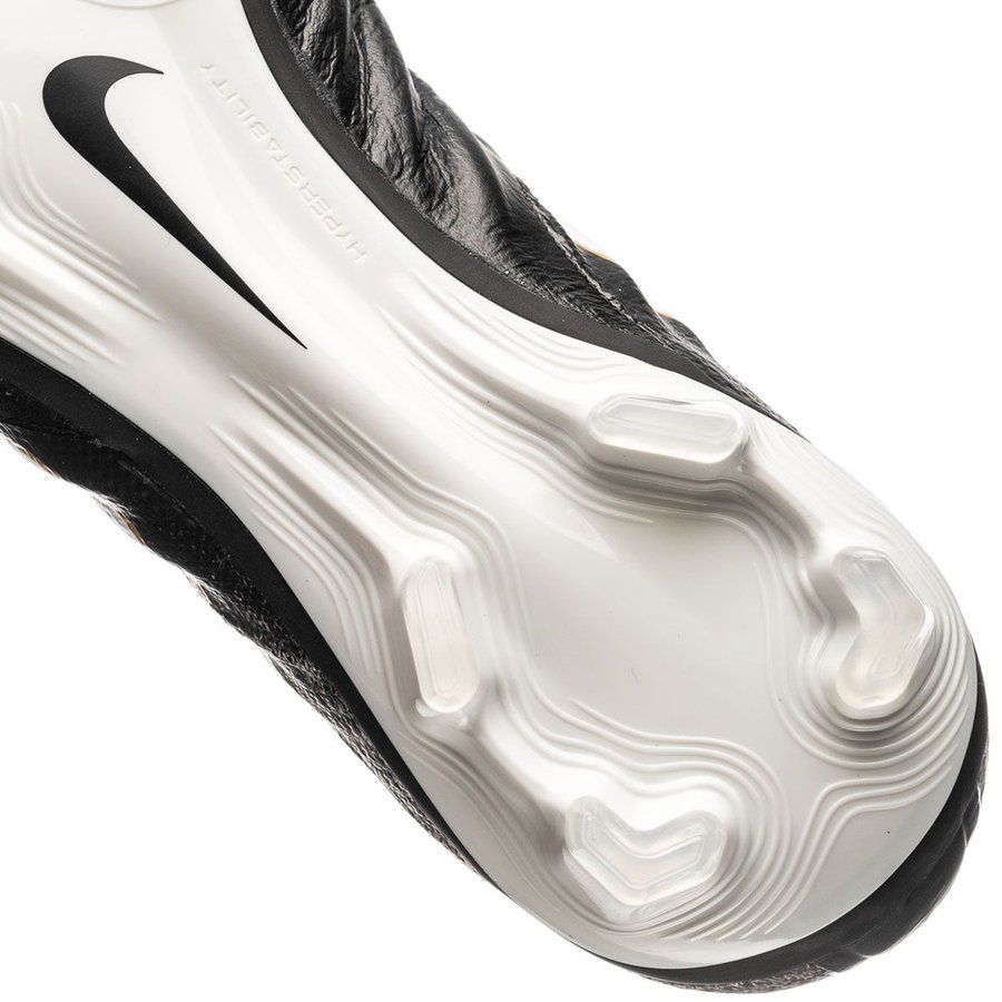 Tiempo Legend 7 FG Pitch Dark
