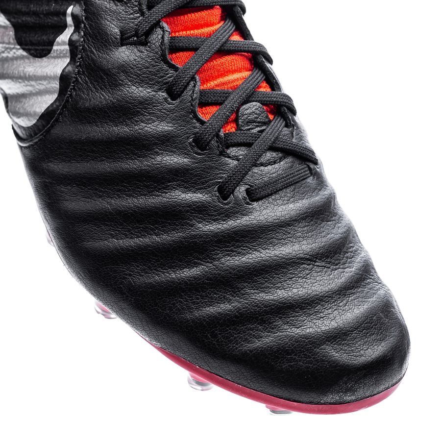 Tiempo Legend 7 FG Raised On Concrete