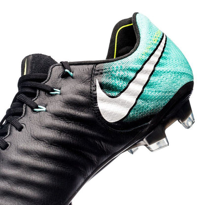 Tiempo Legend 7 FG EC17