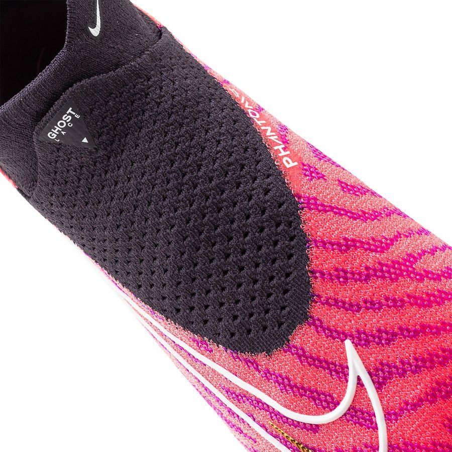 Phantom GX Elite DF FG Pink Sort limited edition