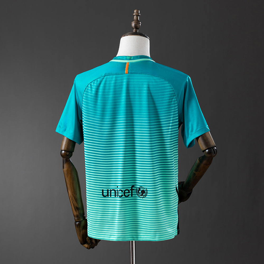 Barcelona 16-17 third kit