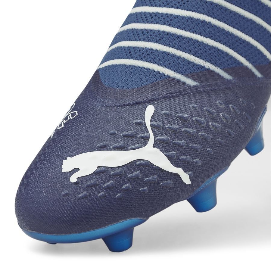P Future 1.3 FG elite laceless glow in the dark