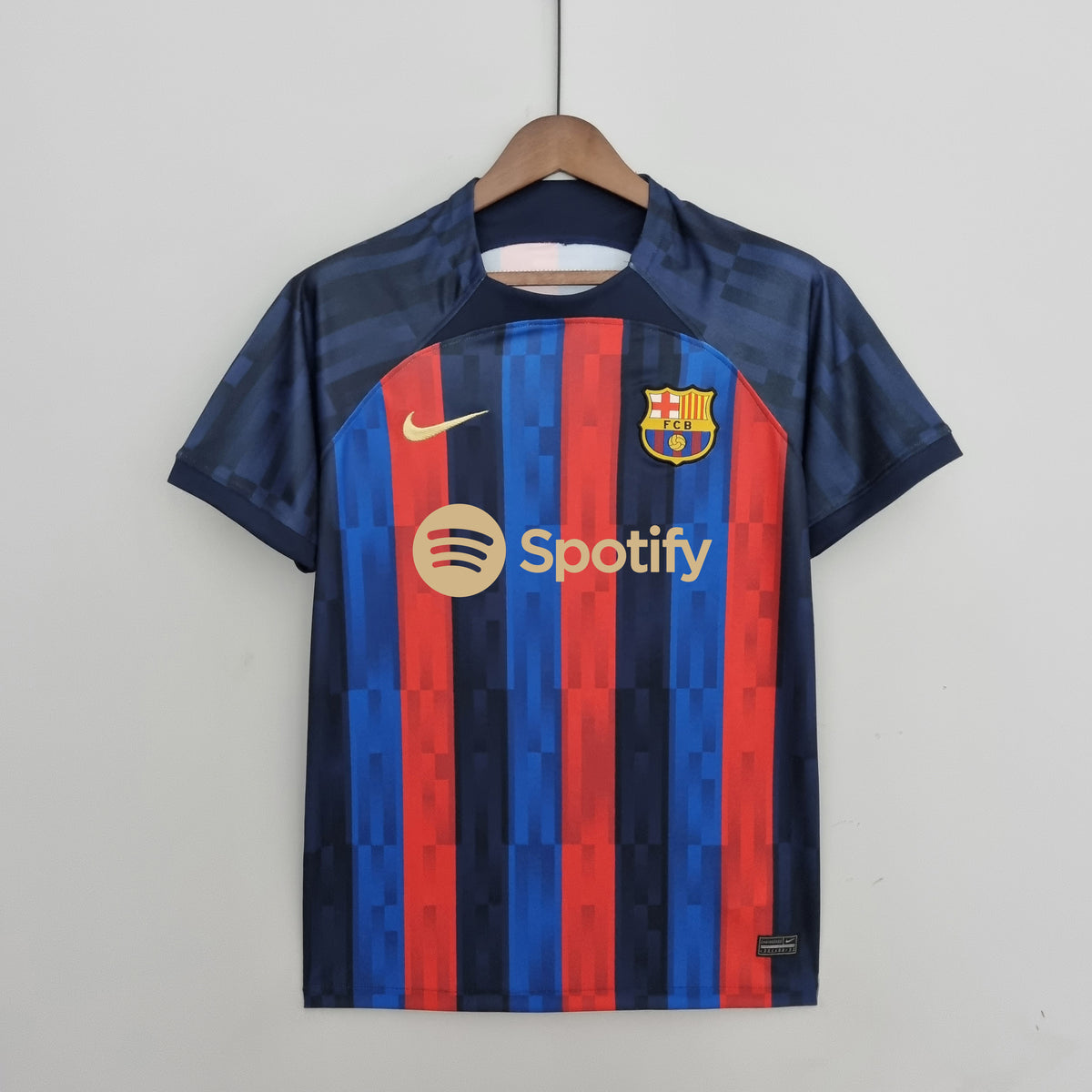 Barcelona 22-23 home kit