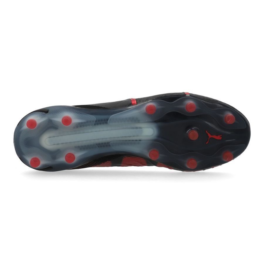 P King Ultimate FG elite black red