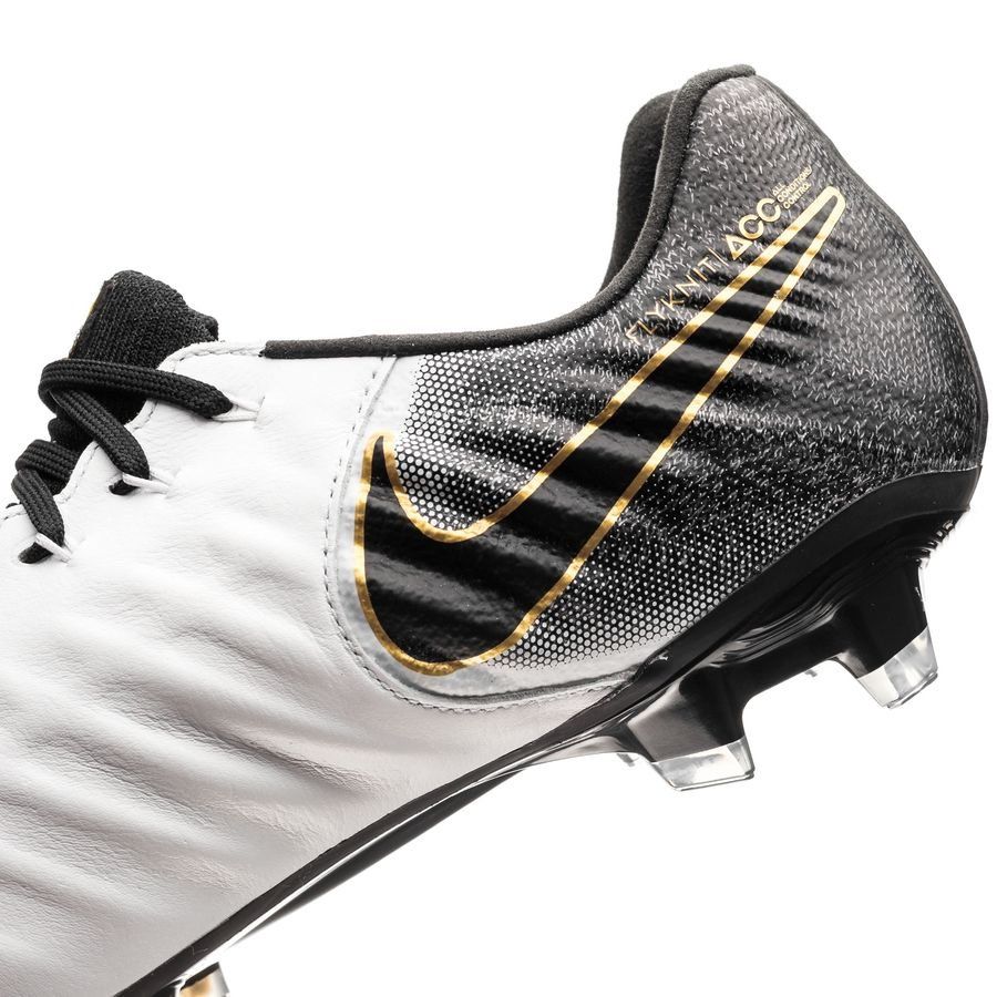 Tiempo Legend 7 FG Black & White