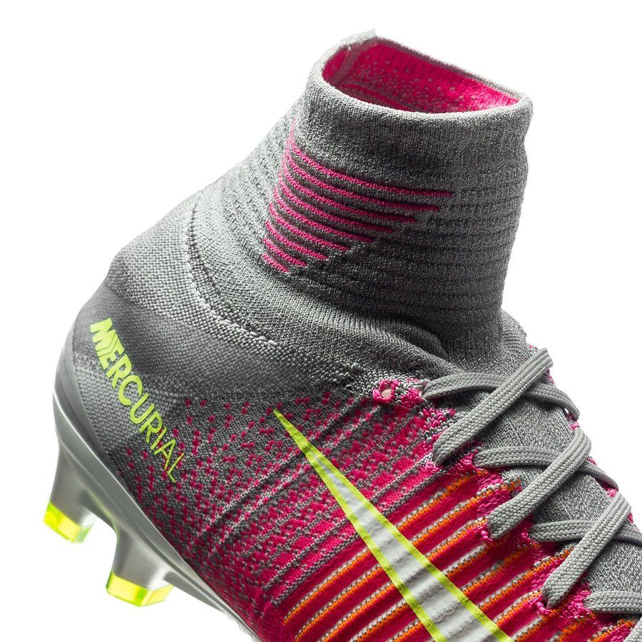 Mercurial Superfly 5 V FG Womens Motion Blur 2017
