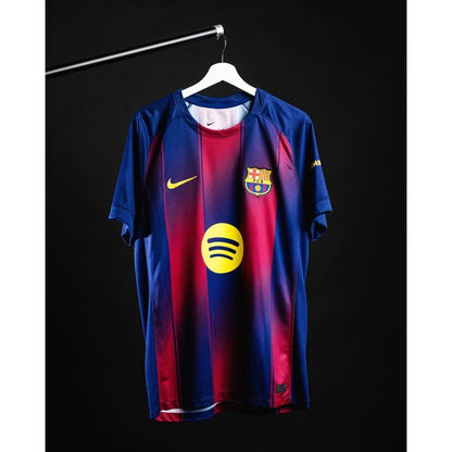 Barcelona 25-26 home kit