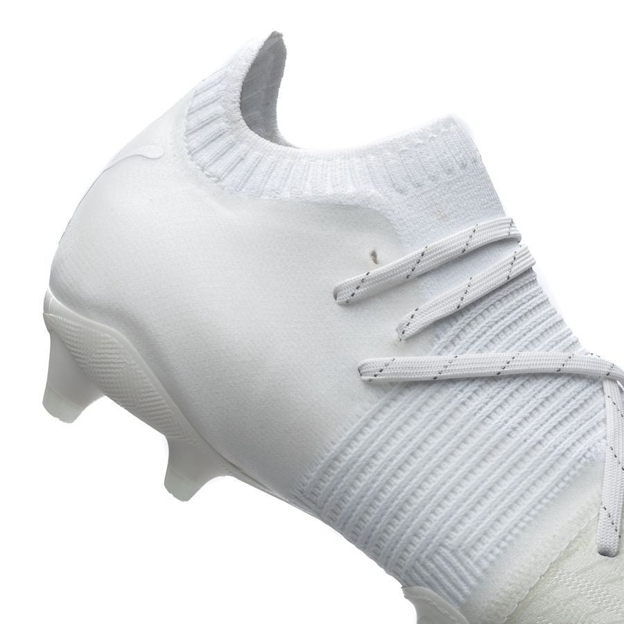 P Future 1.2 FG elite lazertouch white