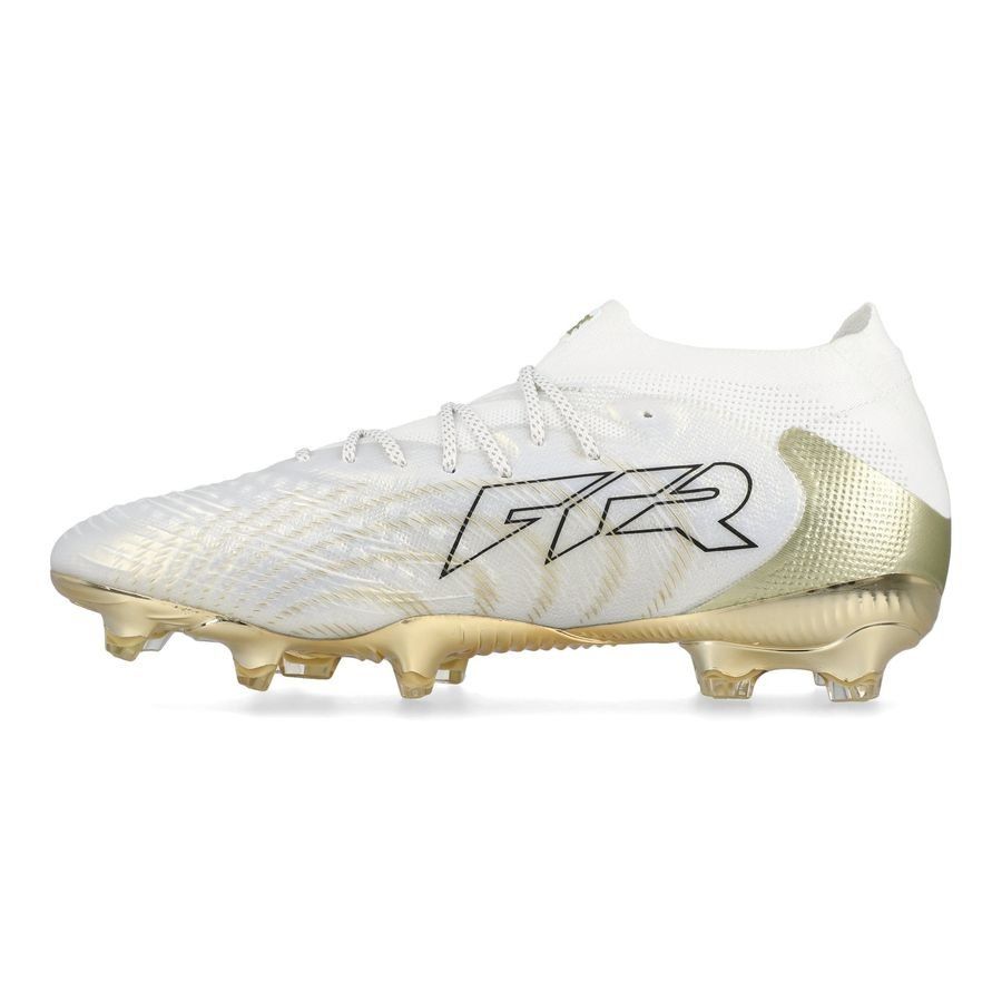 P Future 9 Ultimate FG elite gold