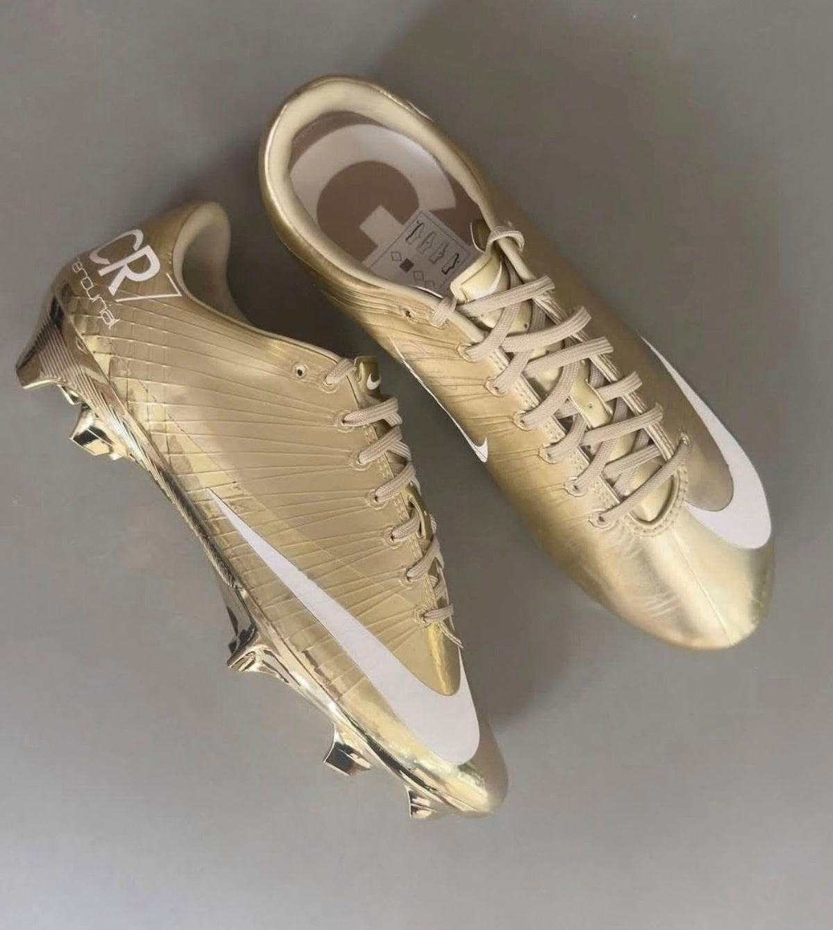 Mercurial vapor superfly cr7 rgn limited edition gold